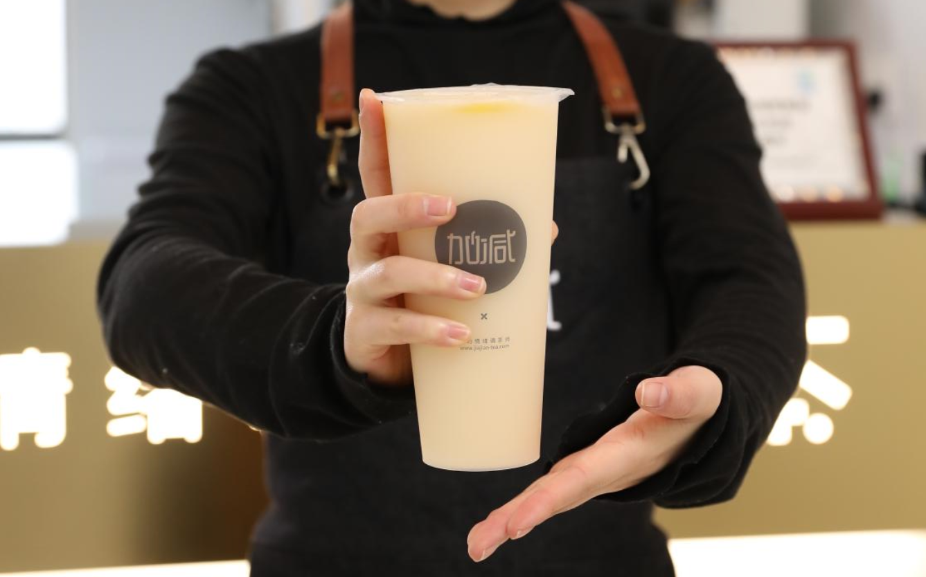 28圈茶饮：为何奶茶行业都热衷于开校园店